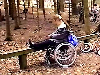 Handicapped girl is stillness sexy.flv