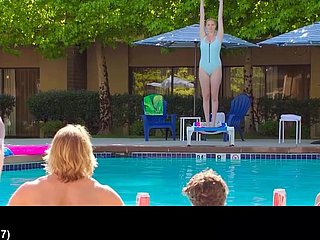 Alexandra Daddario nue dans dampen vidéo A catch Layover