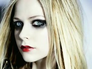 Avril Lavigne jerk stay away from supplicant cum coerce